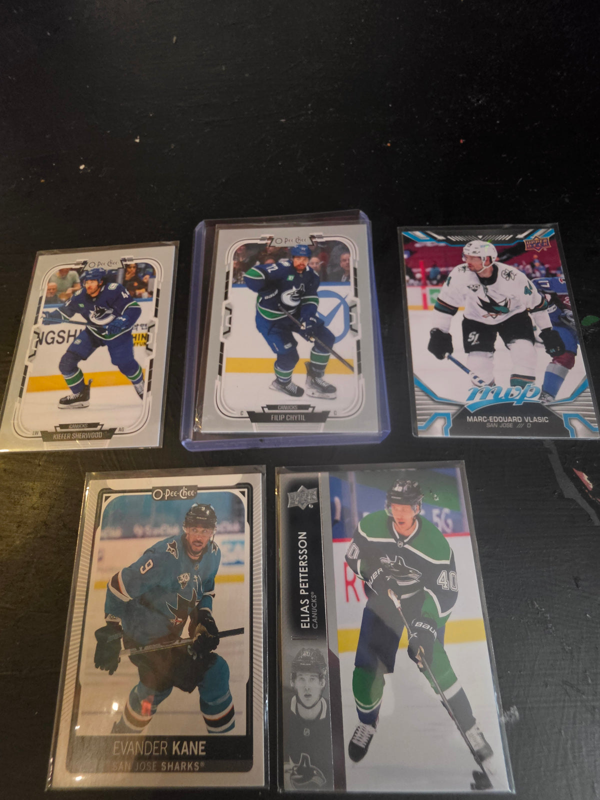 Paquets de 5 cartes 10$ 1 point par carte.5 point cashockey  par paquets